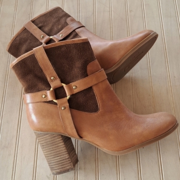 Lauren Ralph Lauren Shoes - Lauren Ralph Lauren Dylan Suede Leather Mid Heel Boots. Size 8.5